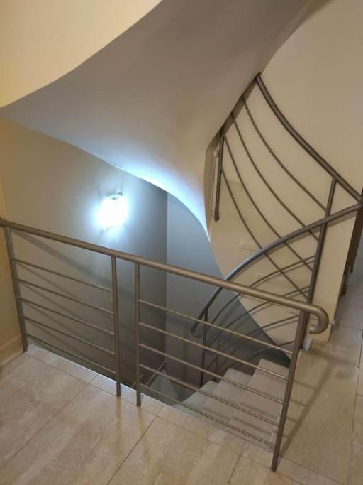 Kalamata Beach Maizonette Ground Floor And Semi-Basement With Yard 외부 사진