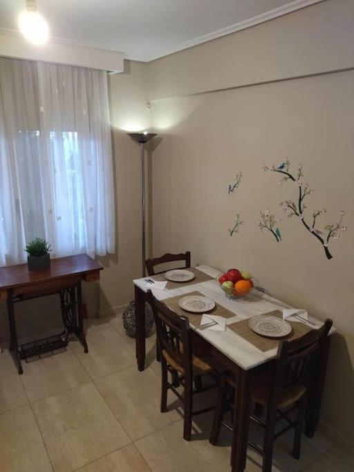 Kalamata Beach Maizonette Ground Floor And Semi-Basement With Yard 외부 사진