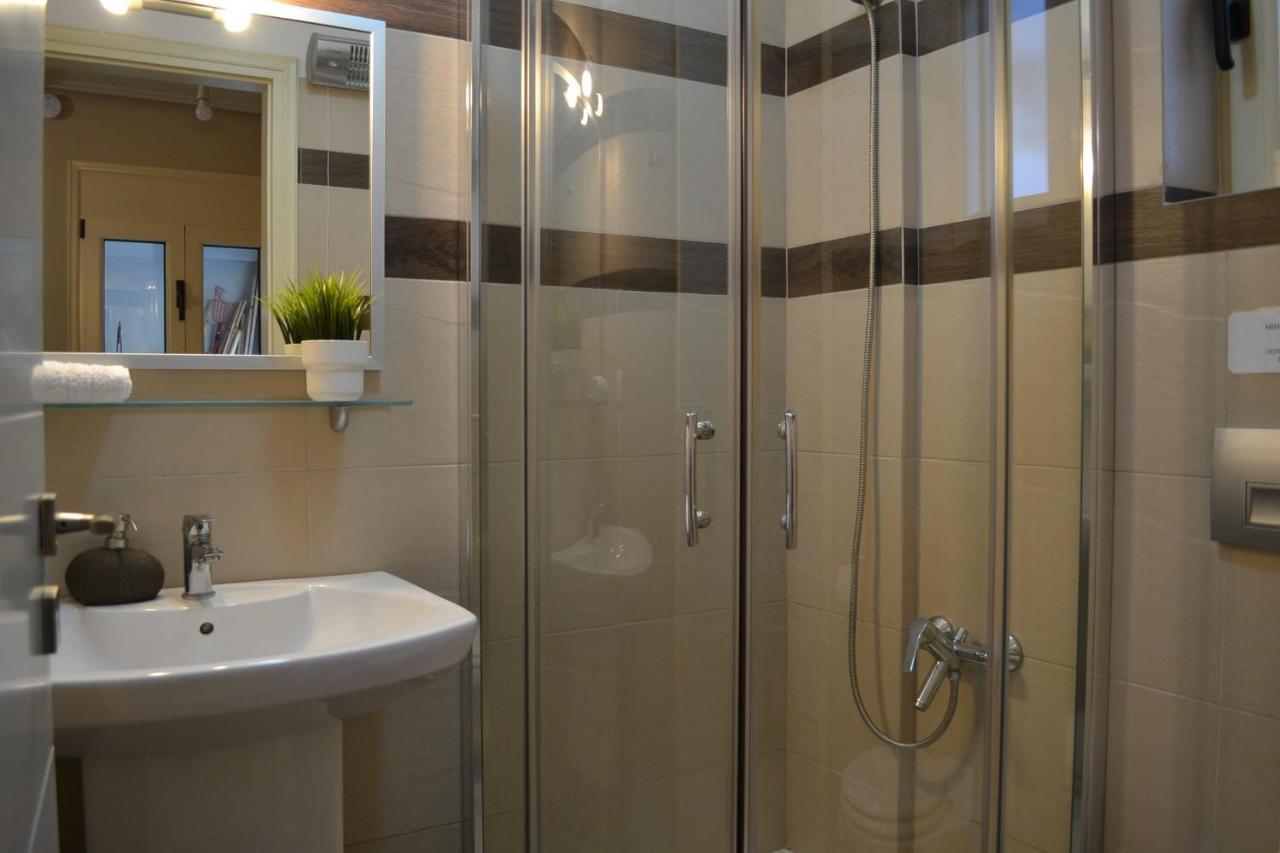 Kalamata Beach Maizonette Ground Floor And Semi-Basement With Yard 외부 사진